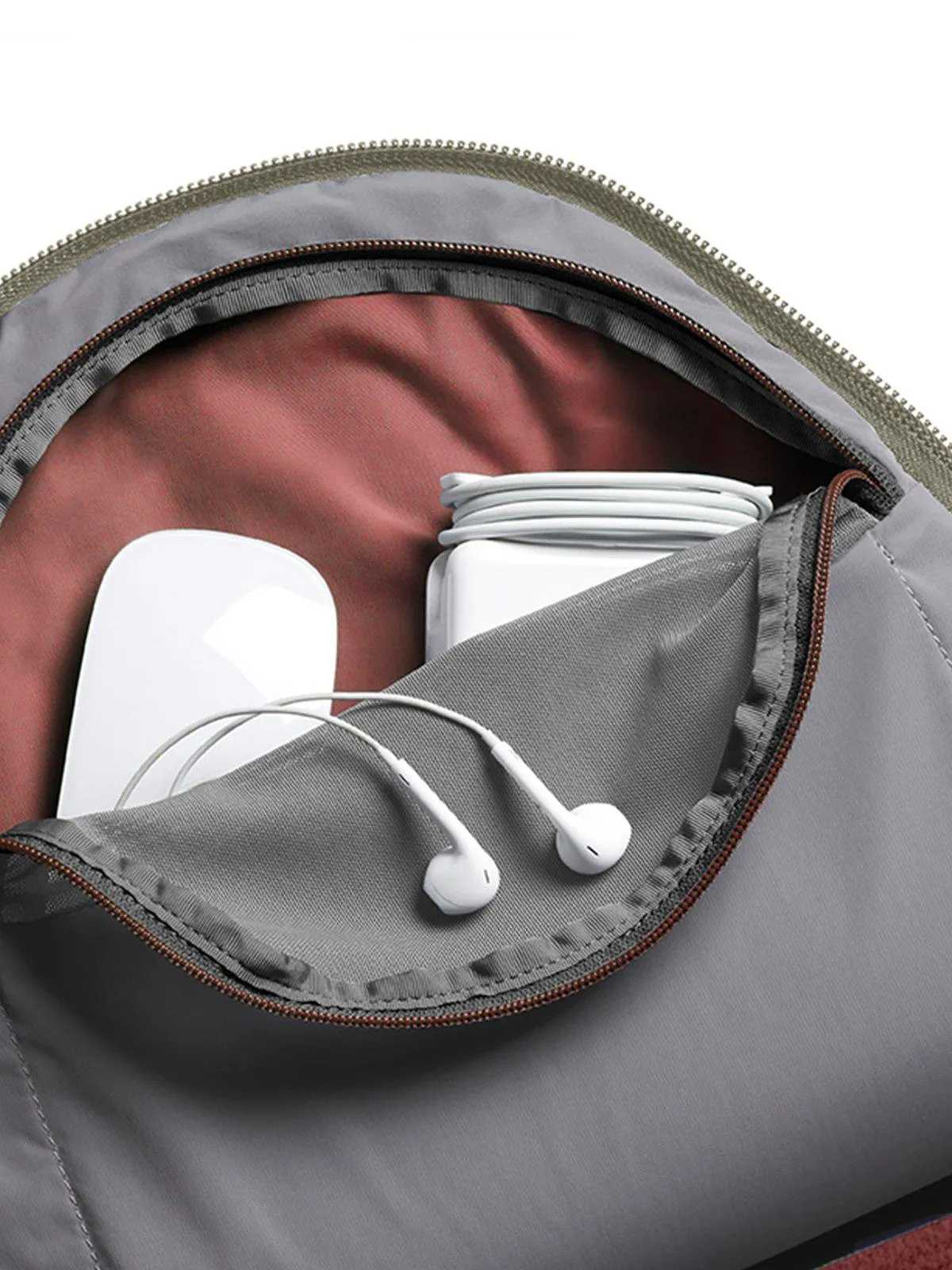 Bellroy Classic Backpack Plus Red Earth